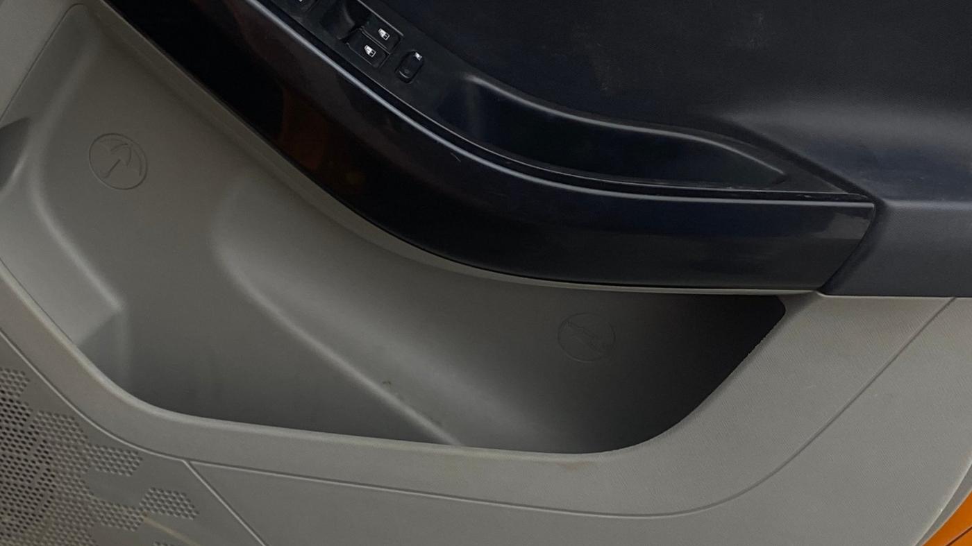 2019 Tata NEXON XT PLUS PETROL, Petrol, Manual, 56,560 km, Driver Side Door Panels Control