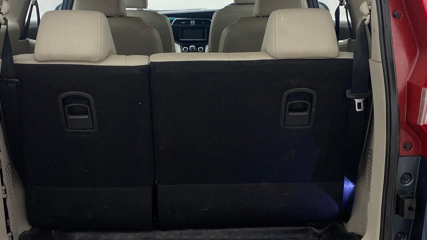 2018 Mahindra MARAZZO M8 7 STR, Diesel, Manual, 30,925 km, Boot Inside