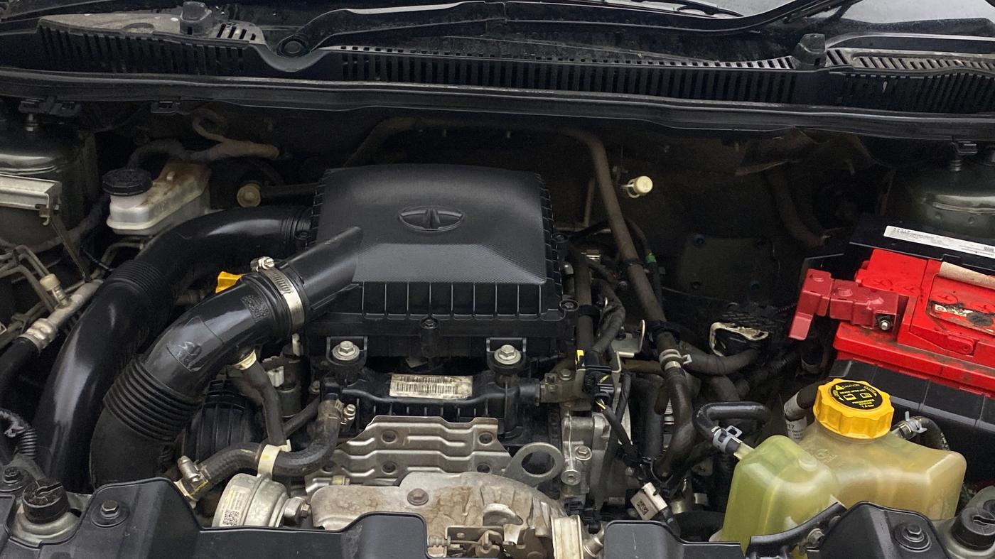 2021 Tata NEXON XMA SUNROOF PETROL, Petrol, Automatic, 63,925 km, Engine View