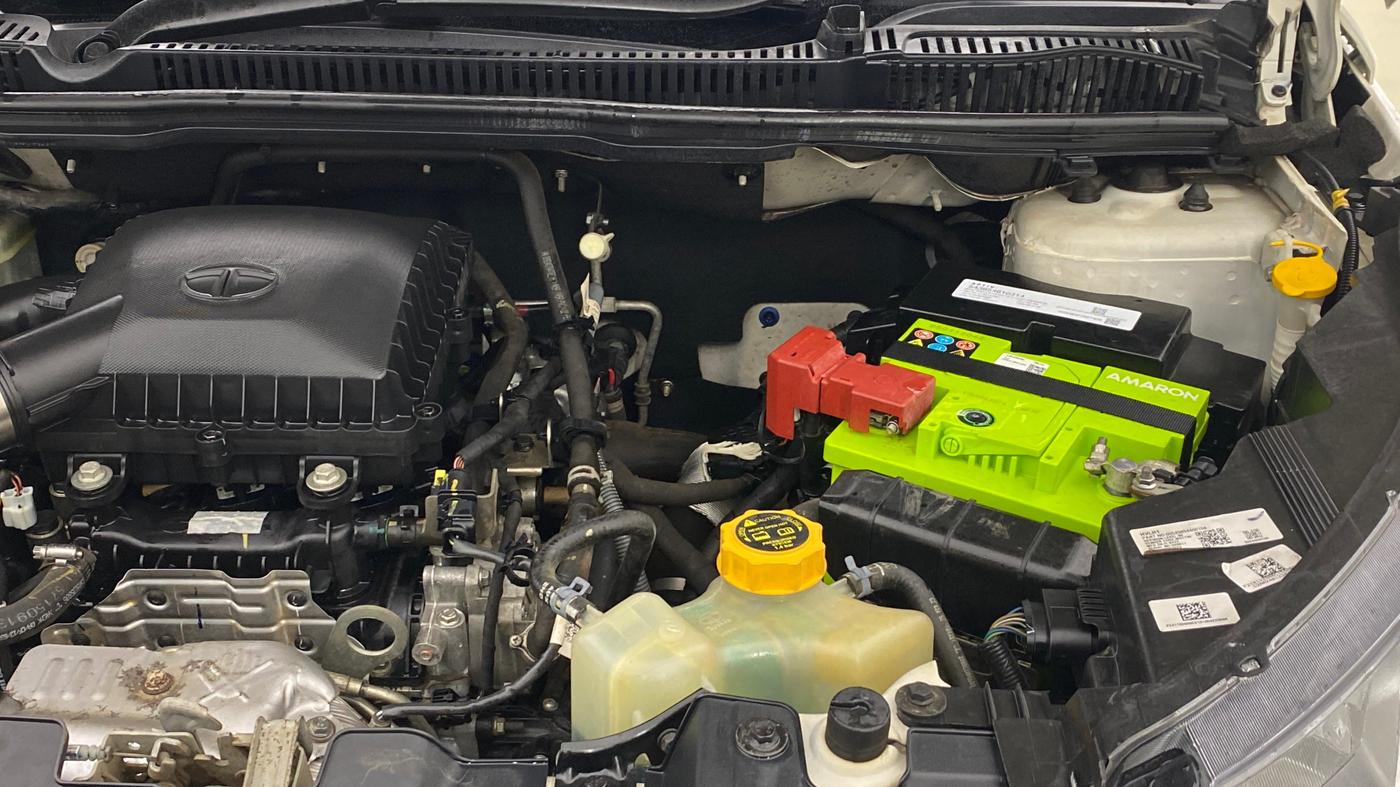 2023 Tata NEXON XZ Plus LUX, Petrol, Manual, 34,354 km, Engine View - Left