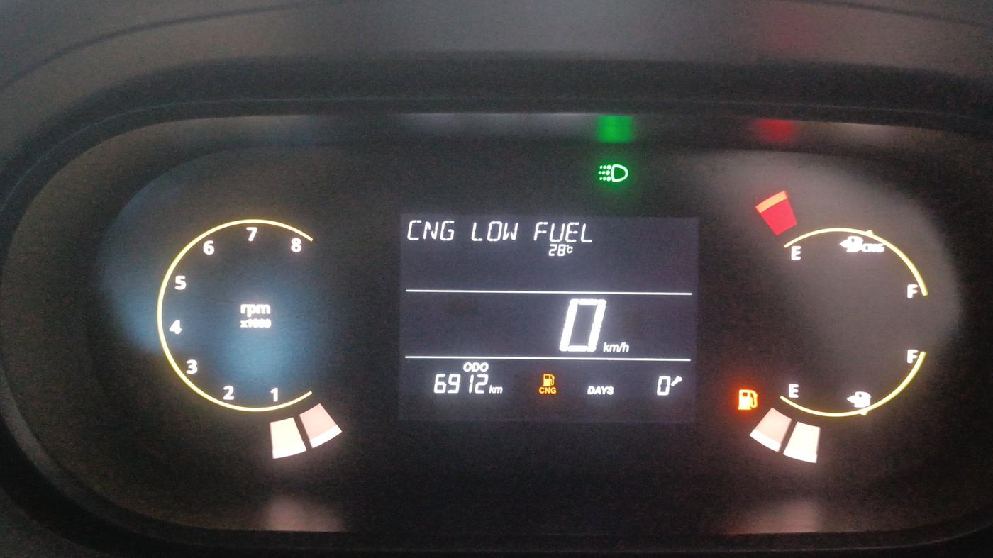 2025 Tata Tiago XZ iCNG, CNG, Manual, 6,912 km, Odometer Image