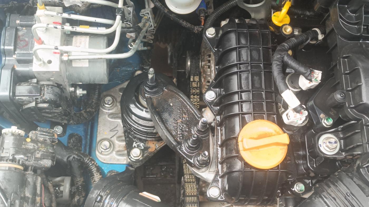 2025 Tata Tiago XZ iCNG, CNG, Manual, 8,611 km, Engine View - Right