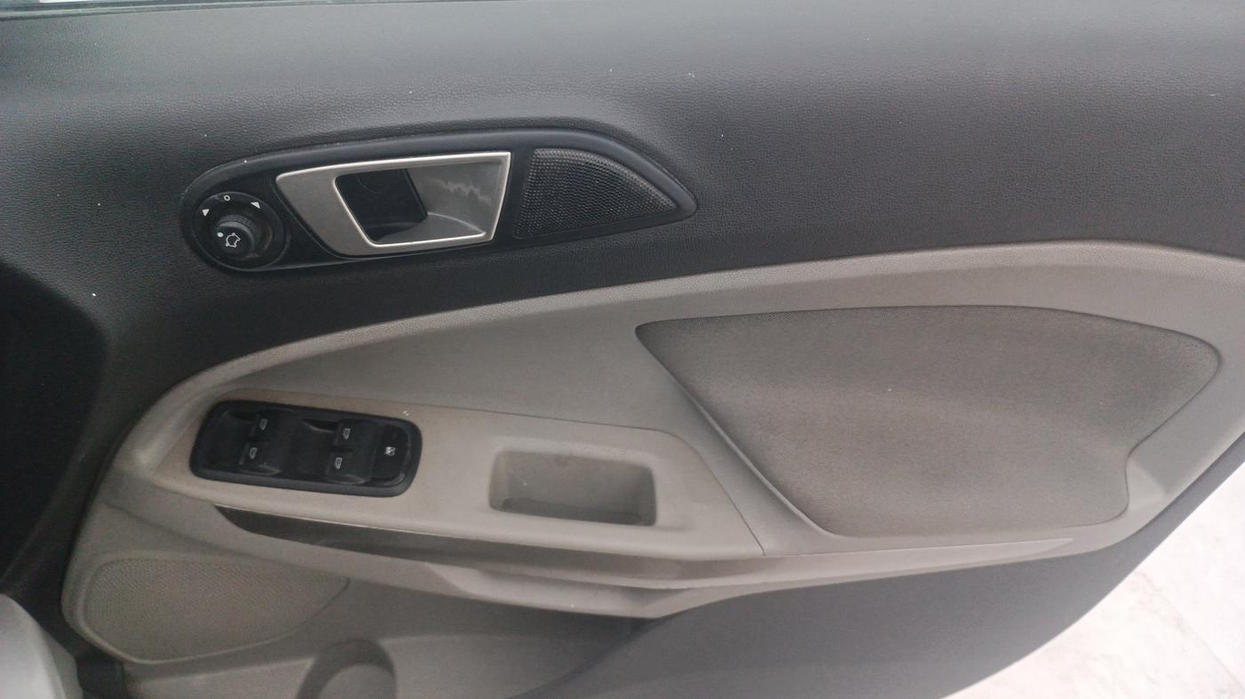 2014 Ford Ecosport TITANIUM 1.5L DIESEL, Diesel, Manual, 90,203 km, Driver Side Door Panels Control