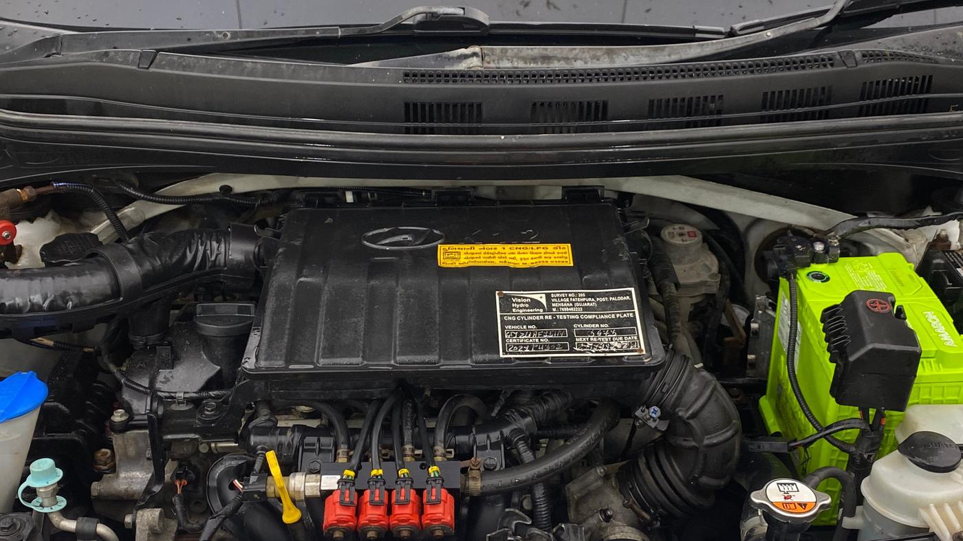 2018 Hyundai Xcent S 1.2, CNG, Manual, 99,263 km, Engine View