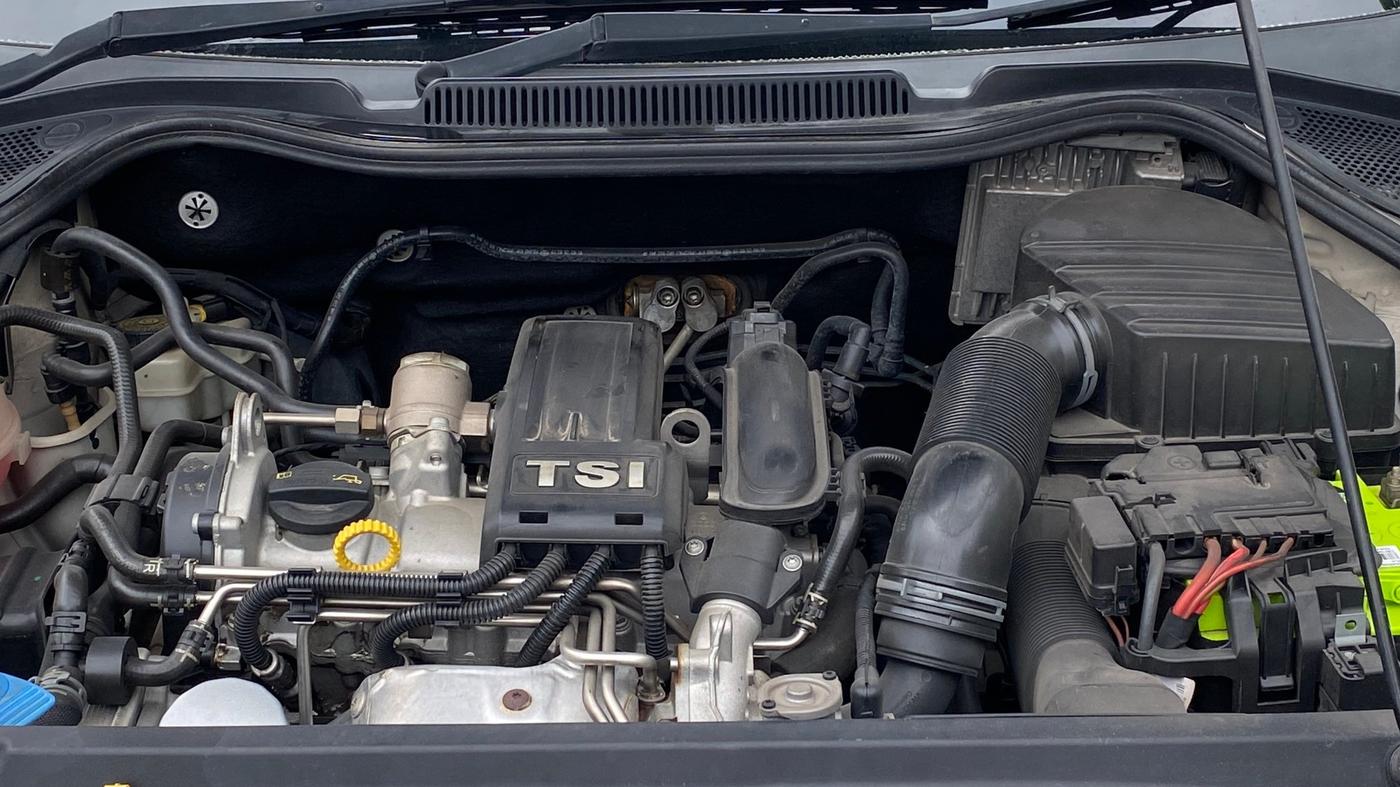 2019 Volkswagen Vento 1.2 TSI HIGHLINE PLUS AT, Petrol, Automatic, 57,673 km, Engine View