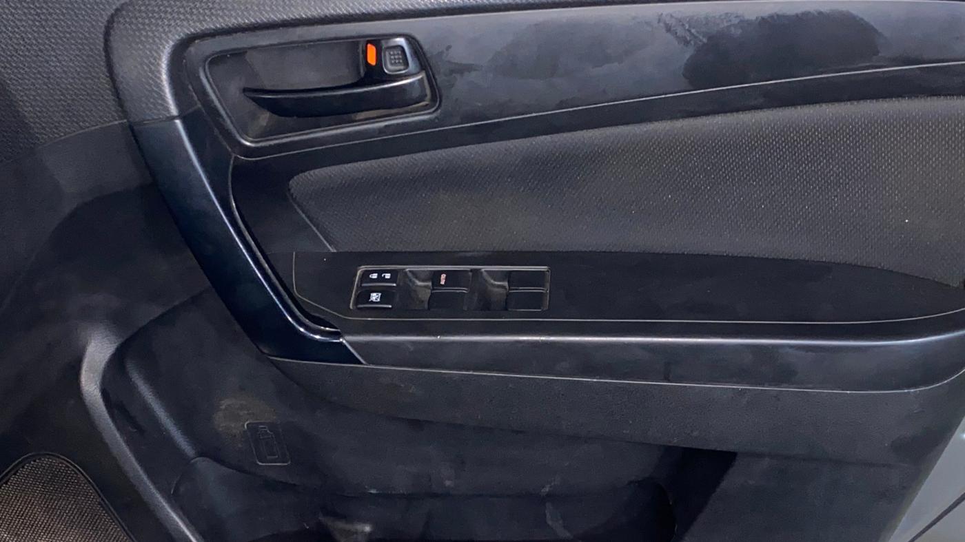 2019 Maruti Vitara Brezza VDI, Diesel, Manual, 74,806 km, Driver Side Door Panels Control