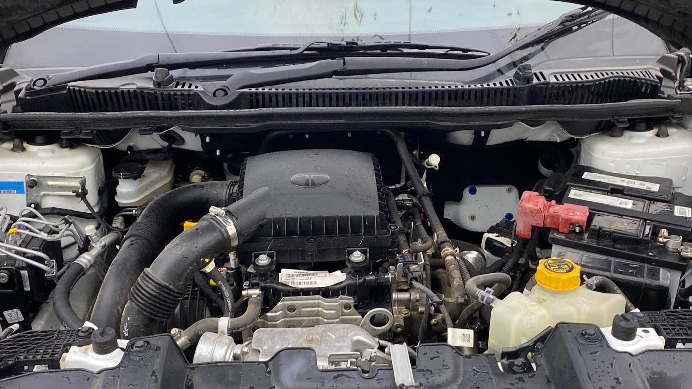2025 Tata NEXON Pure Plus 1.2 Petrol 6MT, Petrol, Manual, 3,221 km, Engine View