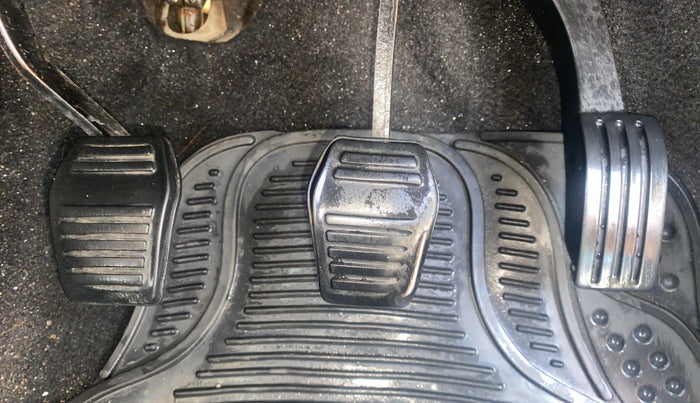 2011 Ford Figo ZXI 1.4 DIESEL, Diesel, Manual, 74,516 km, Pedals