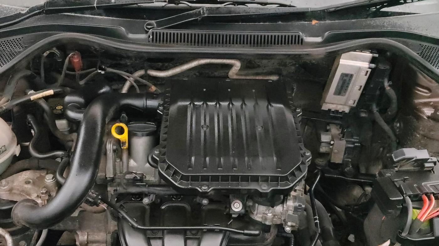 2019 Volkswagen Ameo COMFORTLINE 1.0L, Petrol, Manual, 33,511 km, Engine View