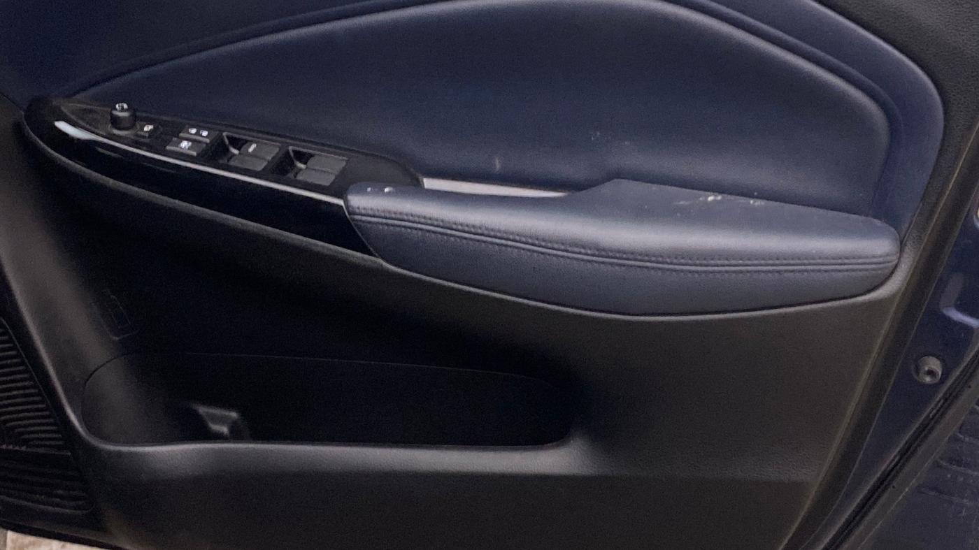 2023 Maruti Baleno ALPHA PETROL 1.2, Petrol, Manual, 57,516 km, Driver Side Door Panels Control