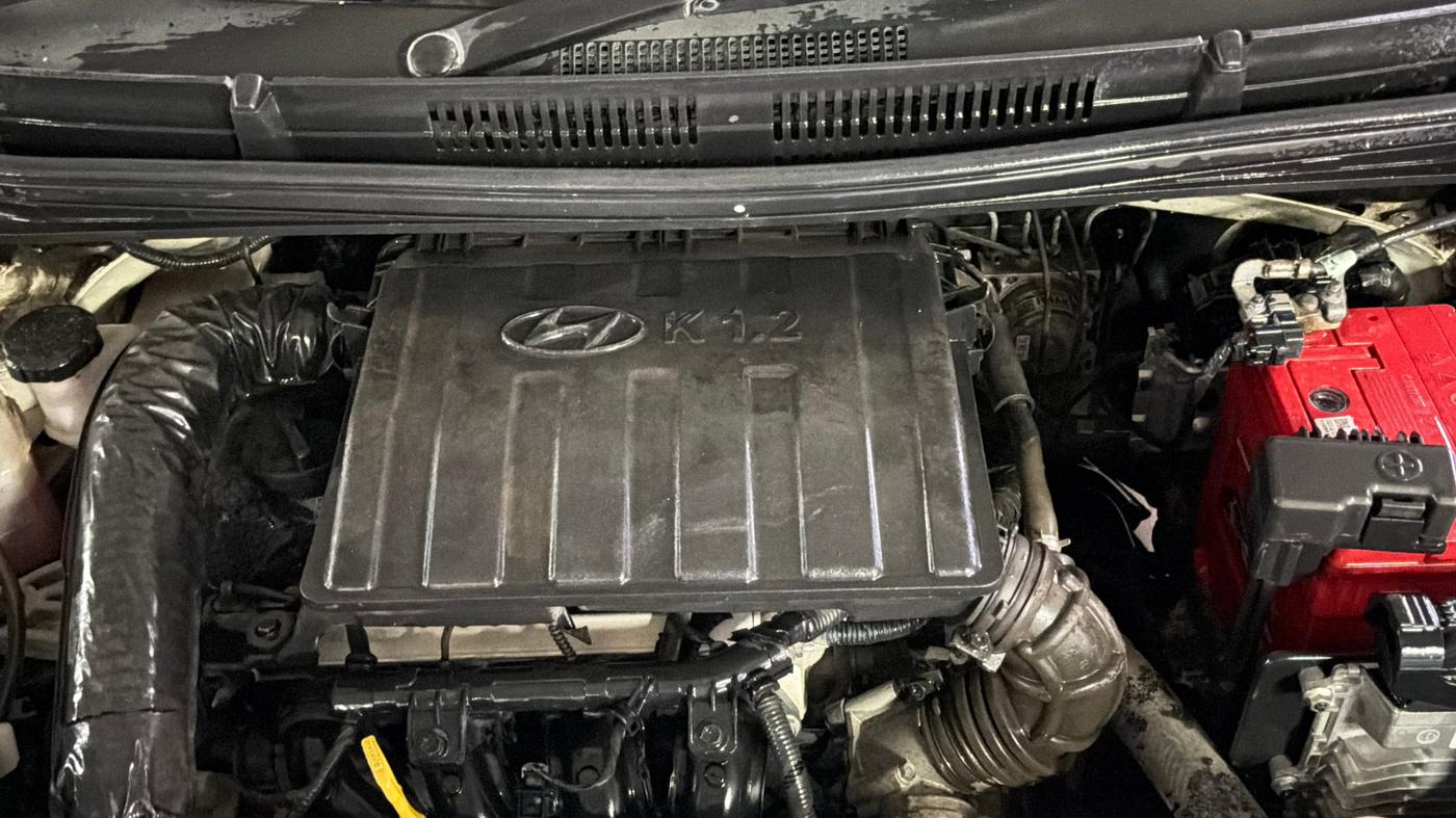 2021 Hyundai AURA S 1.2 AMT, Petrol, Automatic, 39,446 km, Engine View