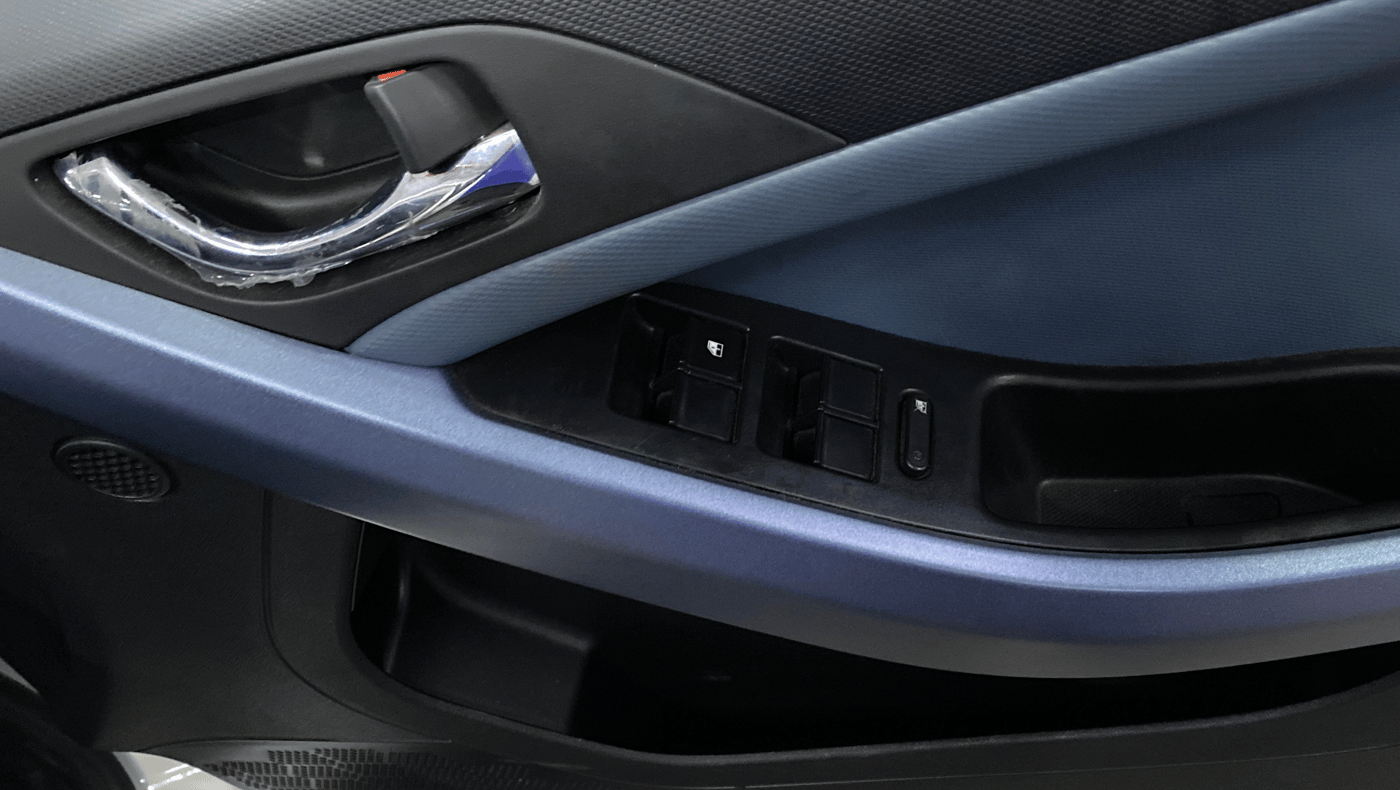 2024 Tata Curvv Creative Plus S 1.2 Petrol 6MT, Petrol, Manual, 12,843 km, Driver Side Door Panels Control