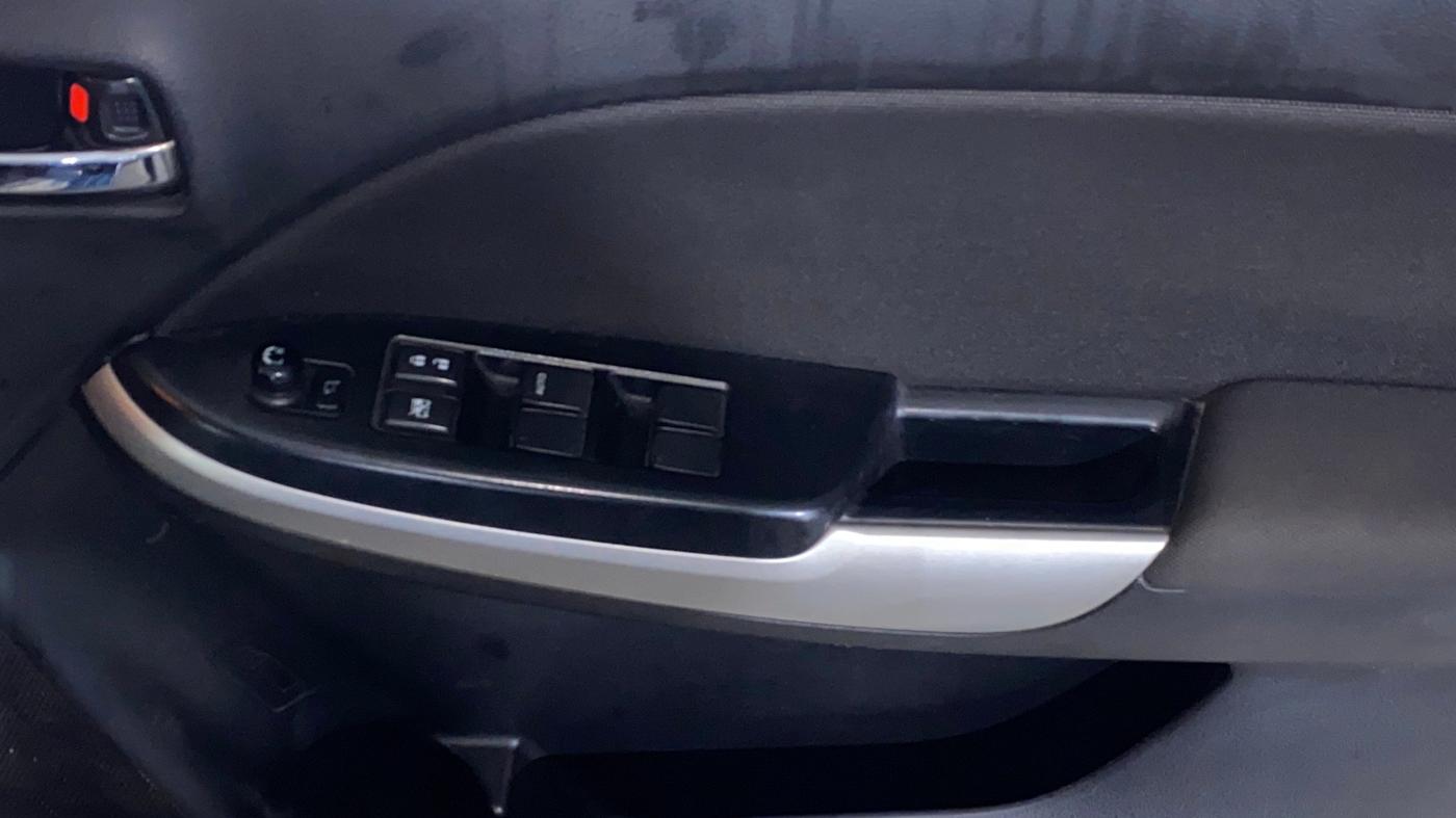 2018 Maruti Baleno DELTA PETROL 1.2, Petrol, Manual, 72,700 km, Driver Side Door Panels Control