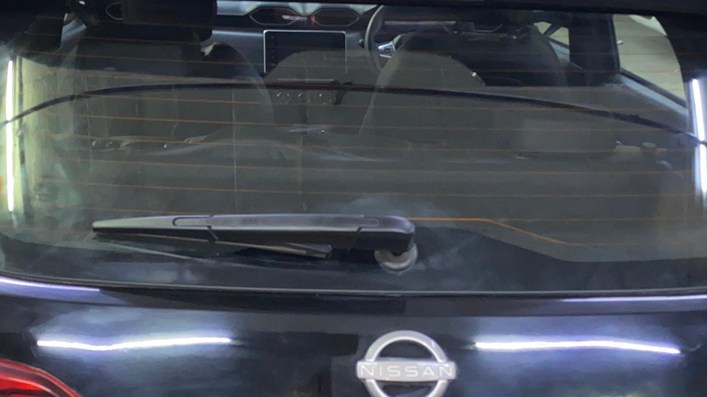2025 Nissan MAGNITE N-Connecta B4D 1.0 Petrol AMT, Petrol, Automatic, 10,645 km, Rear Wiper