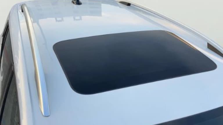 2021 Skoda KUSHAQ STYLE 1.5L TSI MT, Petrol, Manual, 1,26,578 km, Moonroof/ Sunroof
