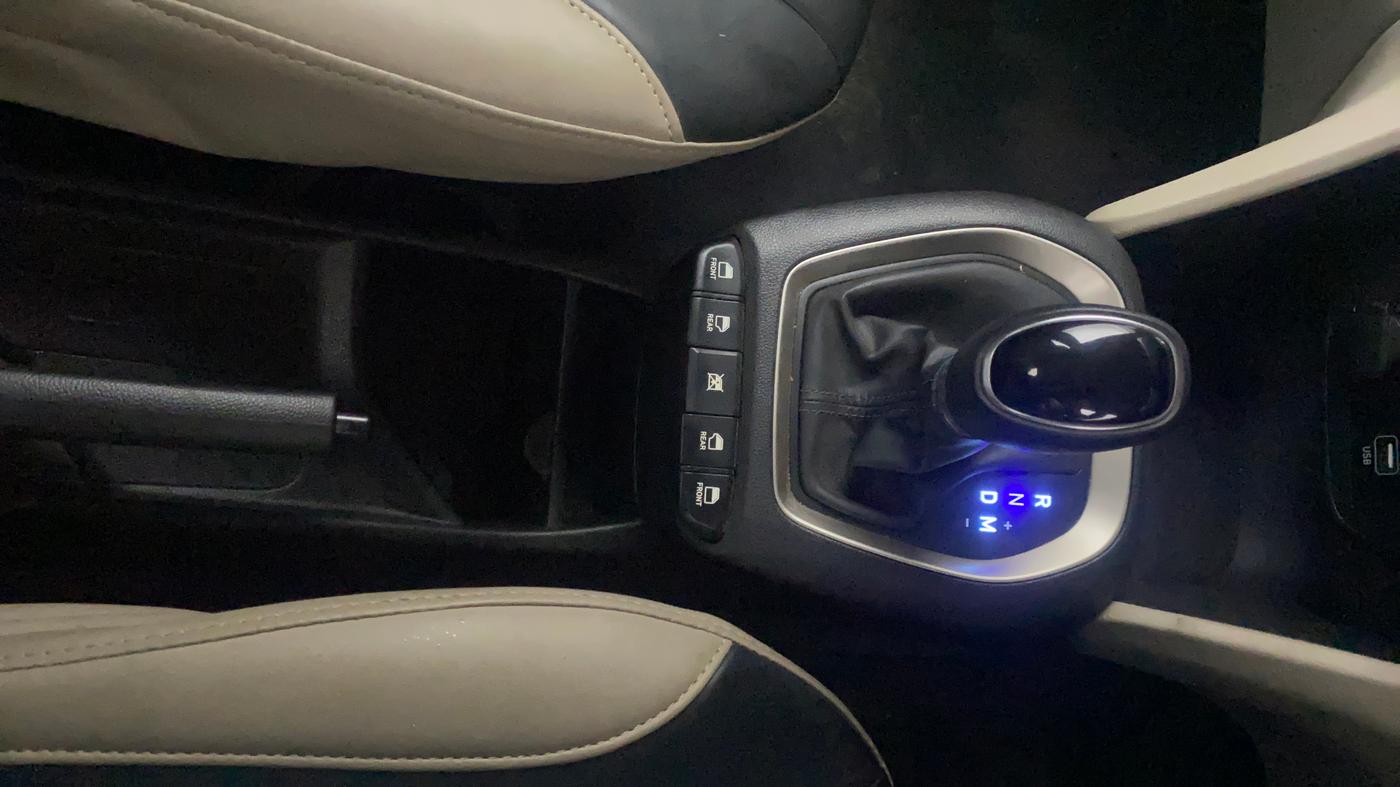 2020 Hyundai NEW SANTRO SPORTZ AMT, Petrol, Automatic, 18,080 km, Gear Lever