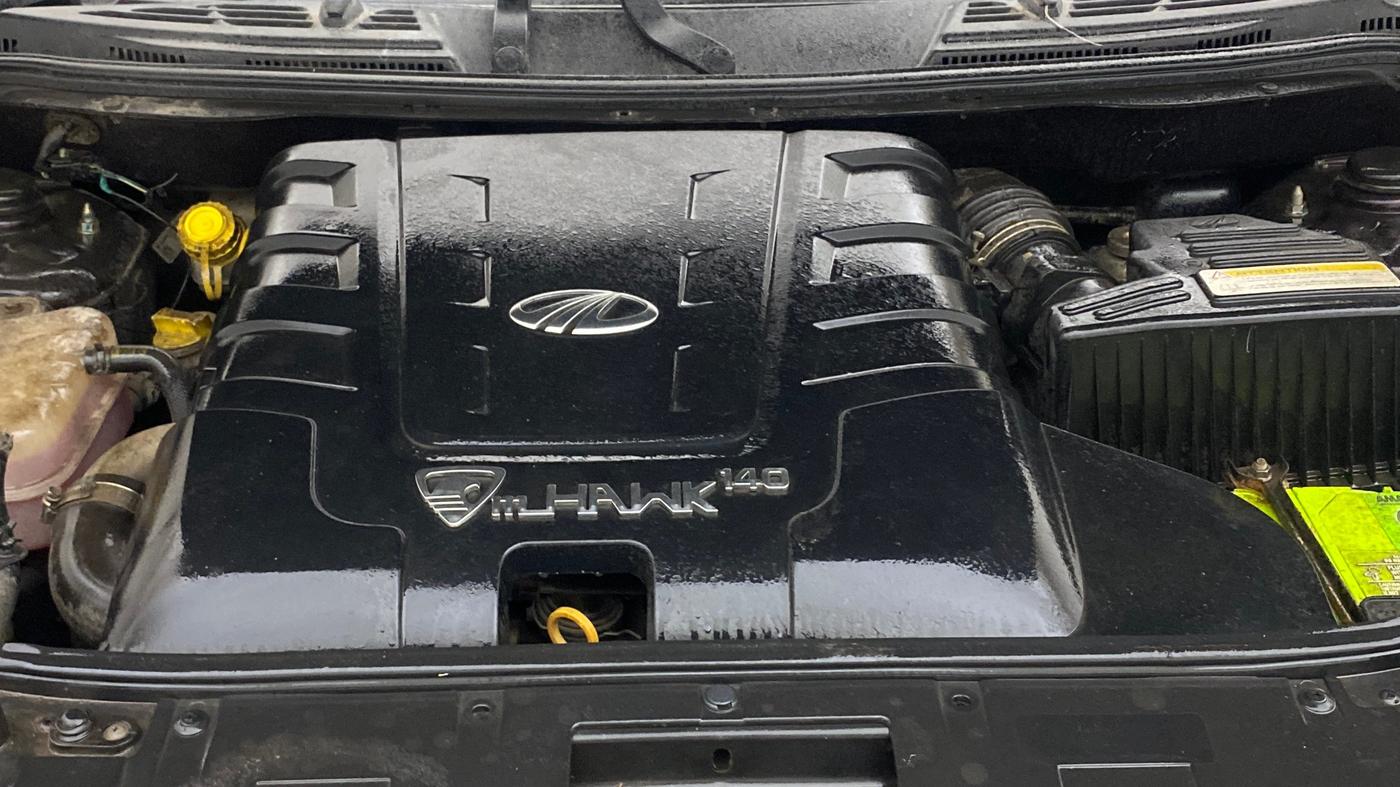 2016 Mahindra XUV500 W4, Diesel, Manual, 49,217 km, Engine View