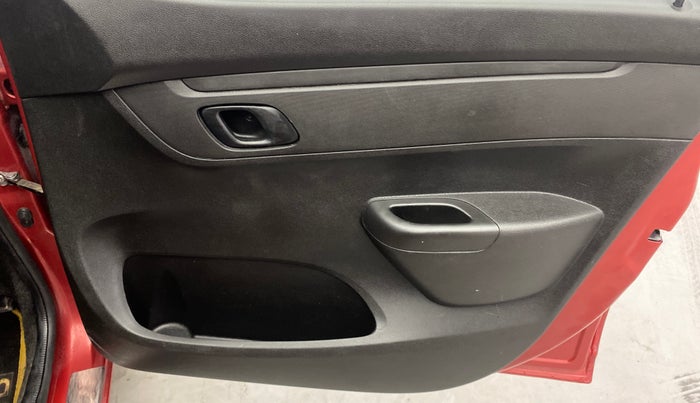 2018 Renault Kwid RXT 1.0, Petrol, Manual, 49,665 km, Driver Side Door Panels Control