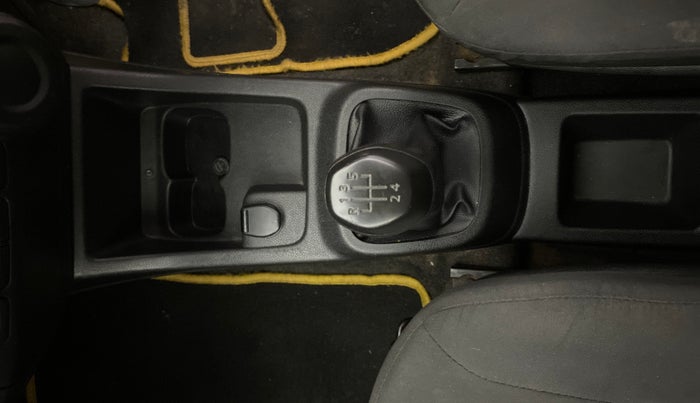 2018 Renault Kwid RXT 1.0, Petrol, Manual, 49,665 km, Gear Lever