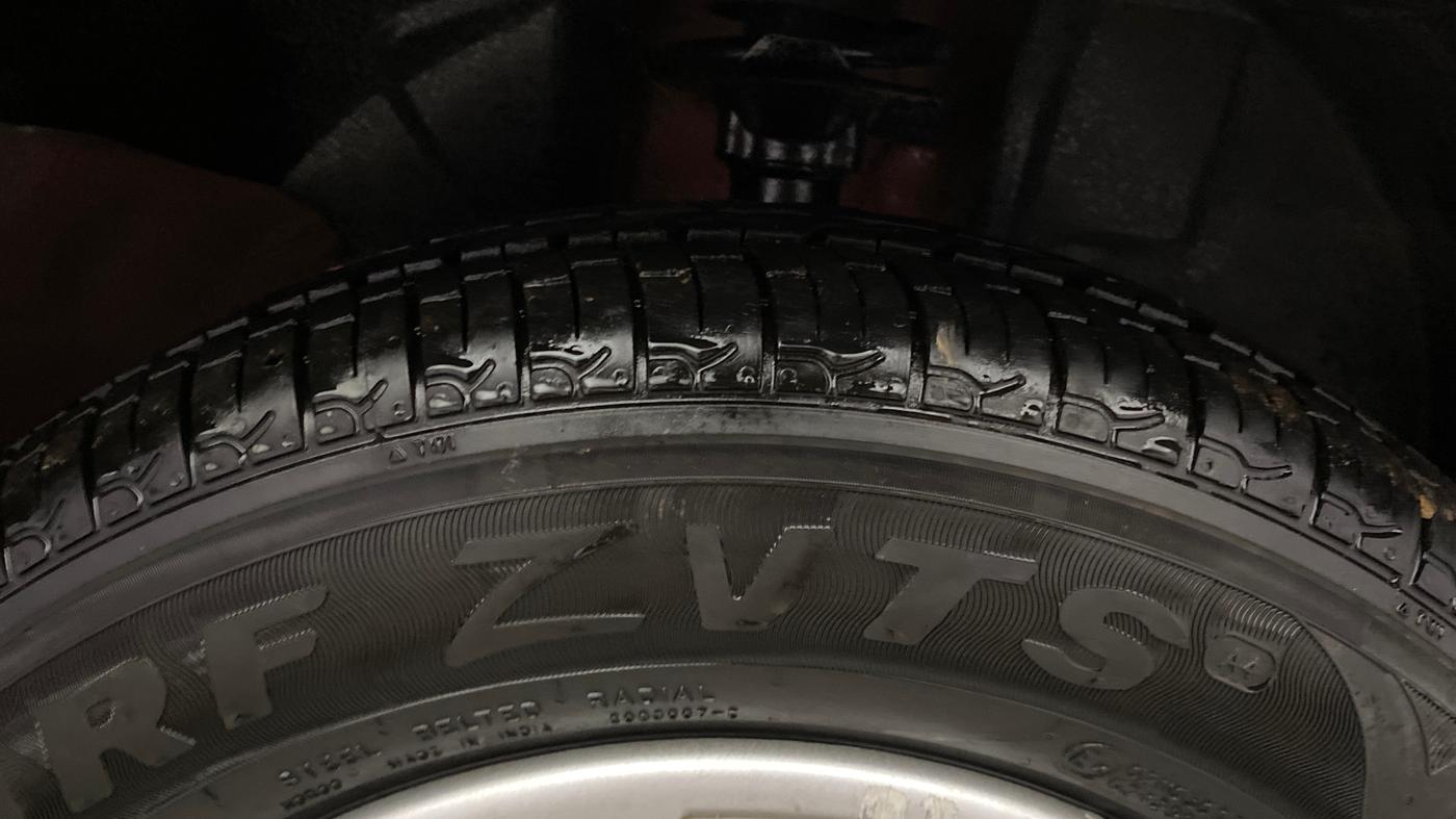 2018 Renault Kwid RXT 1.0, Petrol, Manual, 49,677 km, Right Front Tyre Tread