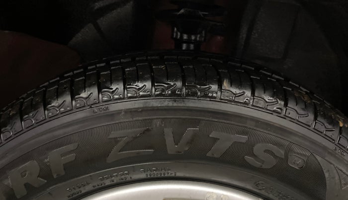 2018 Renault Kwid RXT 1.0, Petrol, Manual, 49,665 km, Right Front Tyre Tread