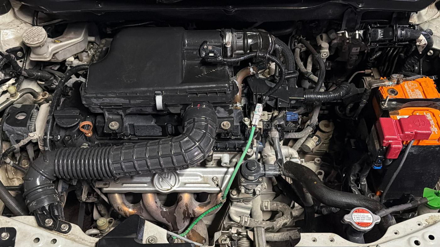 2022 Maruti Dzire VXI CNG, CNG, Manual, 50,497 km, Engine View