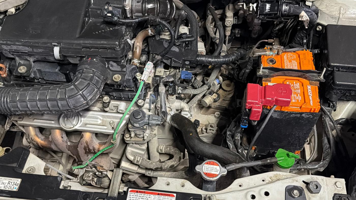 2022 Maruti Dzire VXI CNG, CNG, Manual, 50,497 km, Engine View - Left