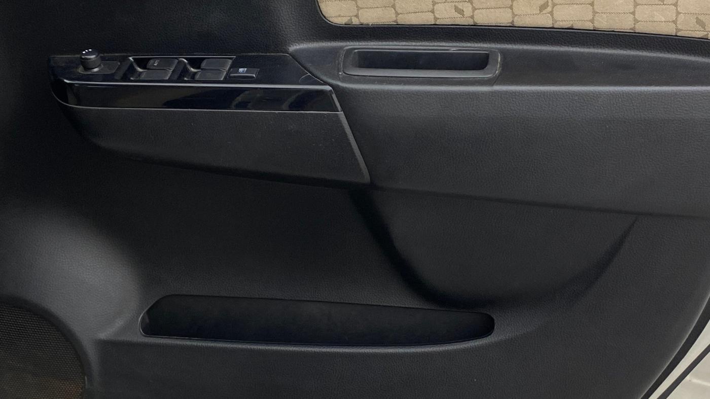 2018 Maruti Wagon R 1.0 VXI AMT, Petrol, Automatic, 24,818 km, Driver Side Door Panels Control