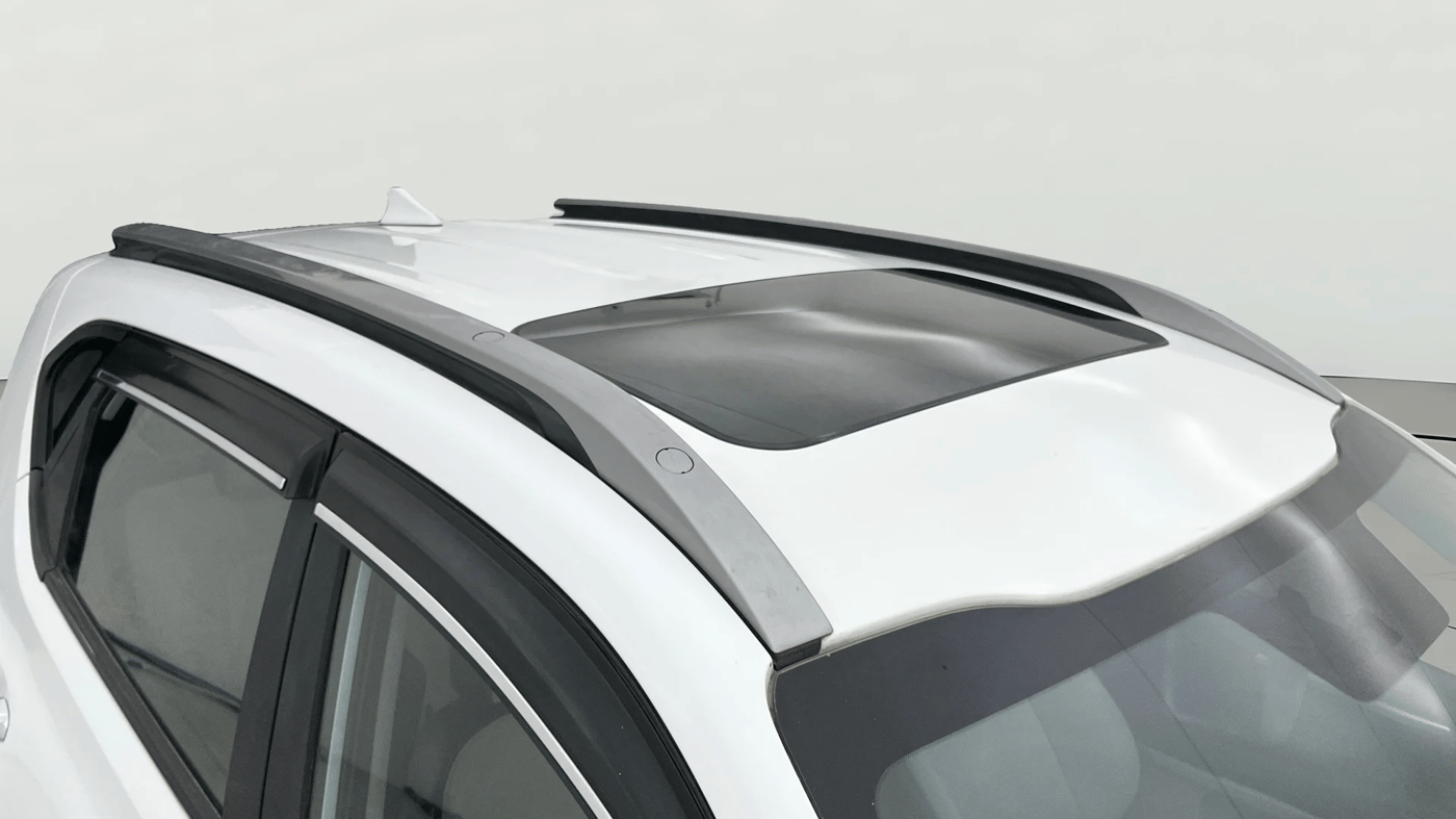 2022 KIA SONET HTX 1.5, Diesel, Manual, 1,45,603 km, Moonroof/ Sunroof