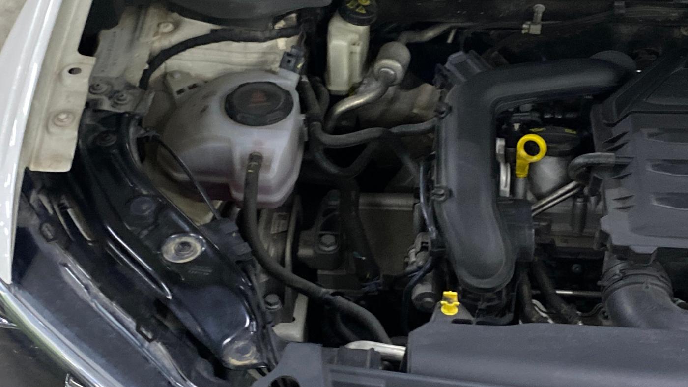 2023 Volkswagen TAIGUN TOPLINE 1.0 TSI AT, Petrol, Automatic, 55,843 km, Engine View - Right