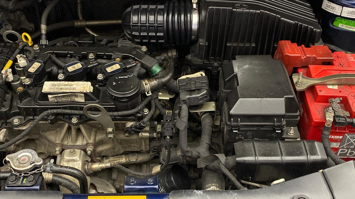 2022 Tata ALTROZ XT PETROL, Petrol, Manual, 89,709 km, Engine View - Left