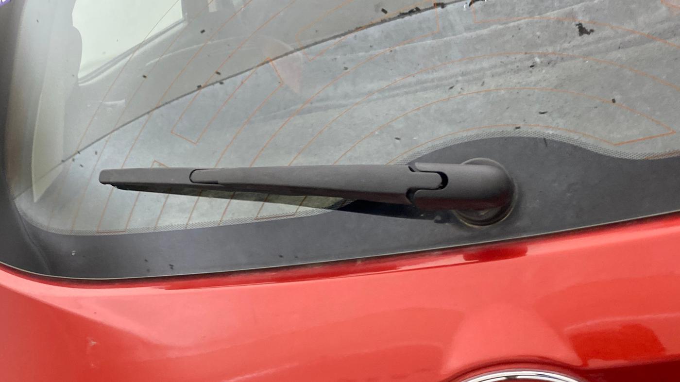 2019 Tata Tiago XZ PETROL, Petrol, Manual, 1,29,901 km, Rear Wiper