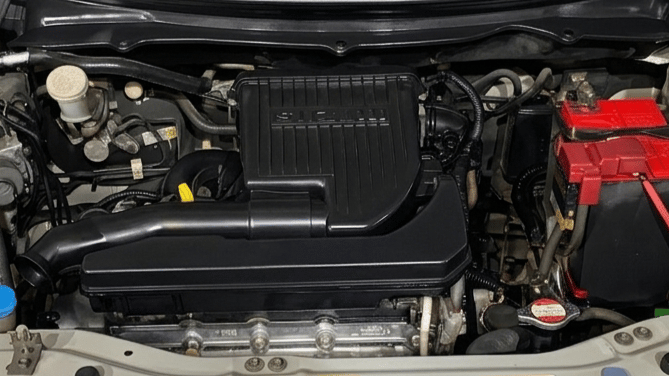 2015 Maruti Swift Dzire ZXI, Petrol, Manual, 82,808 km, Engine View