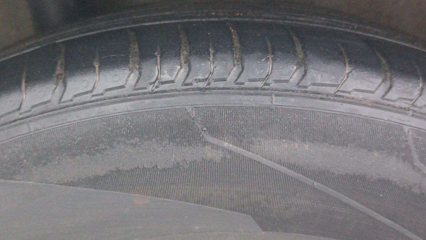 2022 Hyundai VENUE SX 1.0 TURBO, Petrol, Manual, 49,961 km, Right Rear Tyre Tread
