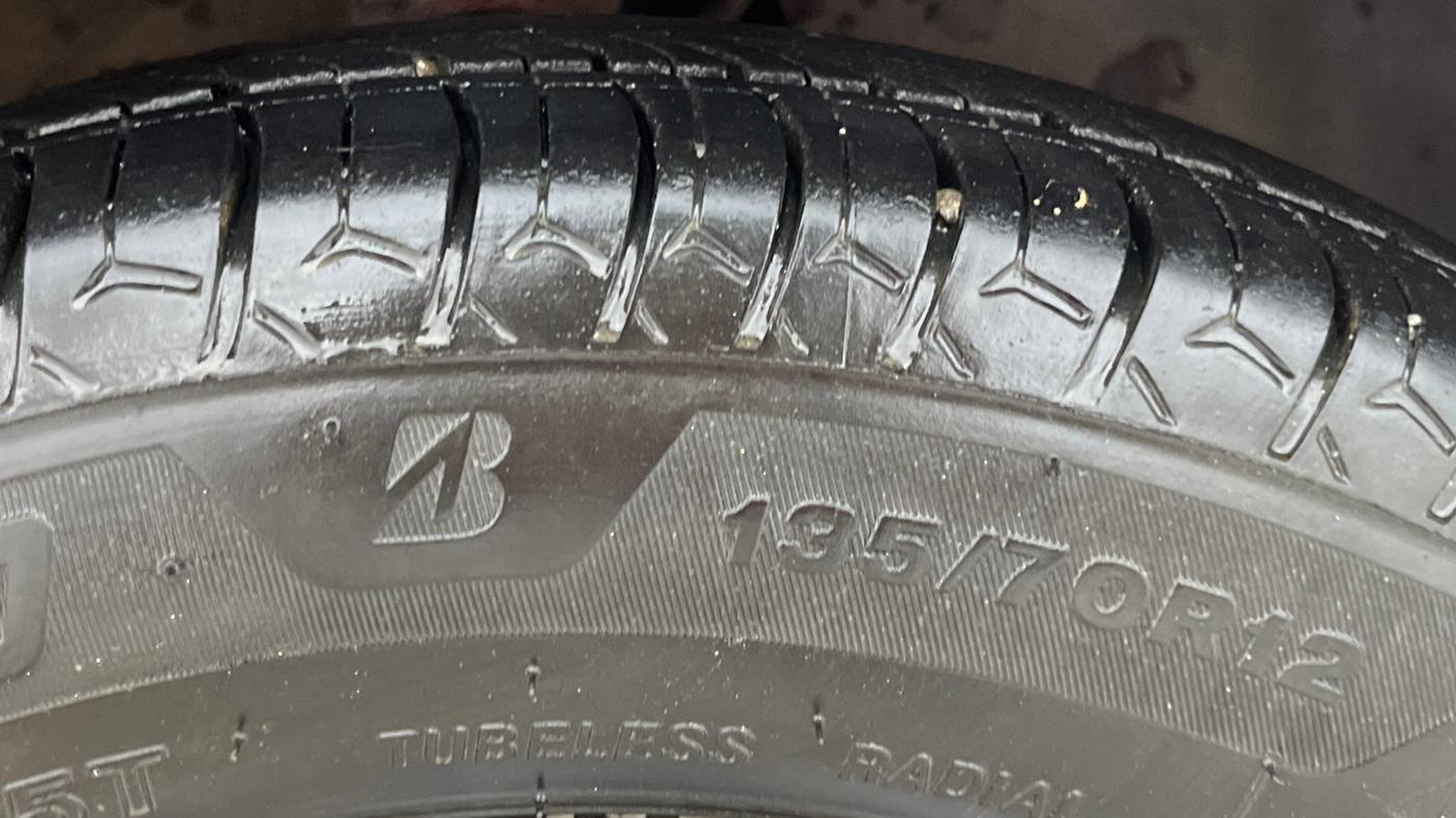 2016 Tata Nano TWIST XTA, Petrol, Automatic, 43,450 km, Right Front Tyre Tread