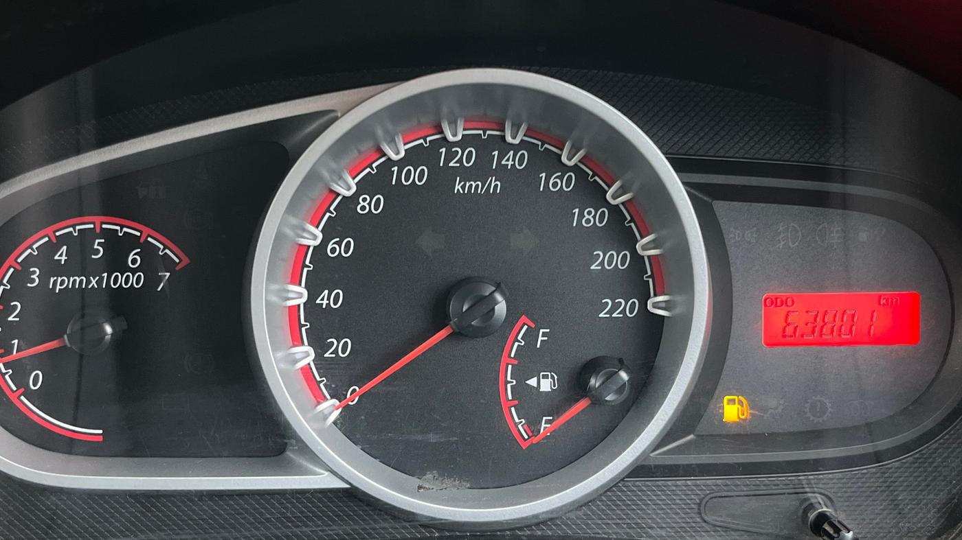 2013 Ford Figo TITANIUM 1.2 PETROL, Petrol, Manual, 63,801 km, Odometer Image