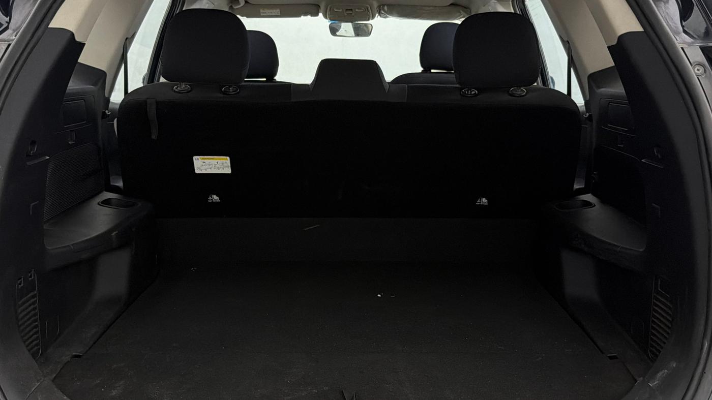 2022 Mahindra XUV700 AX 5 P AT 5 STR, Petrol, Automatic, 58,618 km, Boot Inside