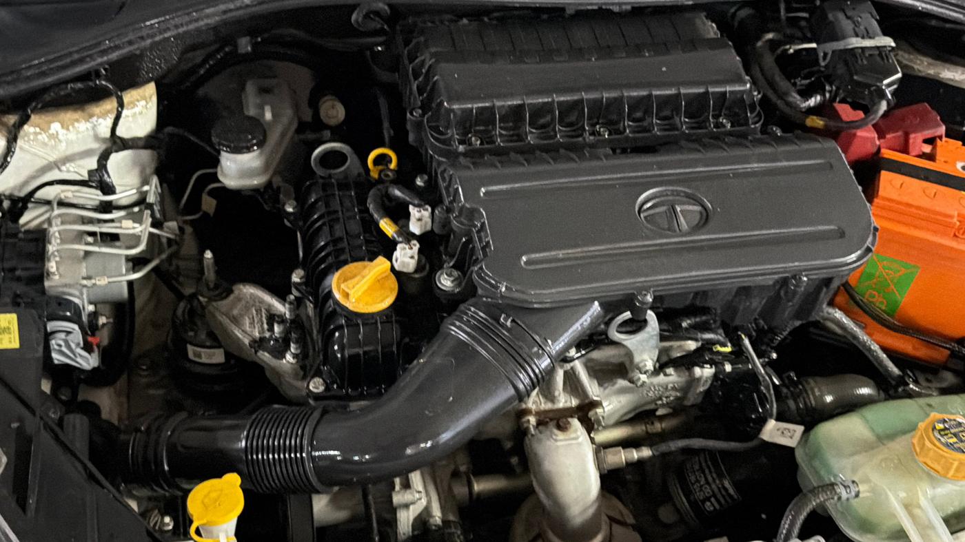 2022 Tata TIGOR XMA PETROL, Petrol, Automatic, 13,282 km, Engine View - Right