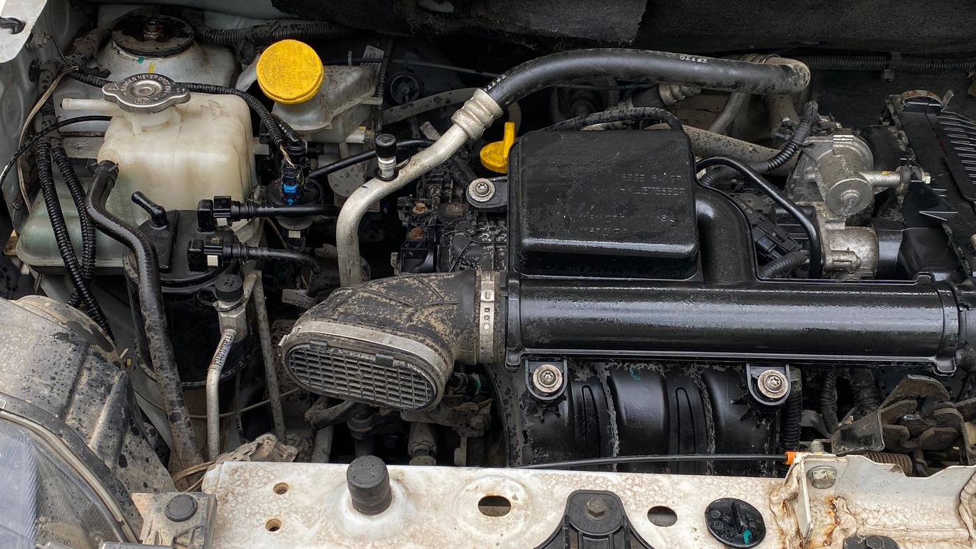 2019 Renault TRIBER RXZ, Petrol, Manual, 36,025 km, Engine View - Right