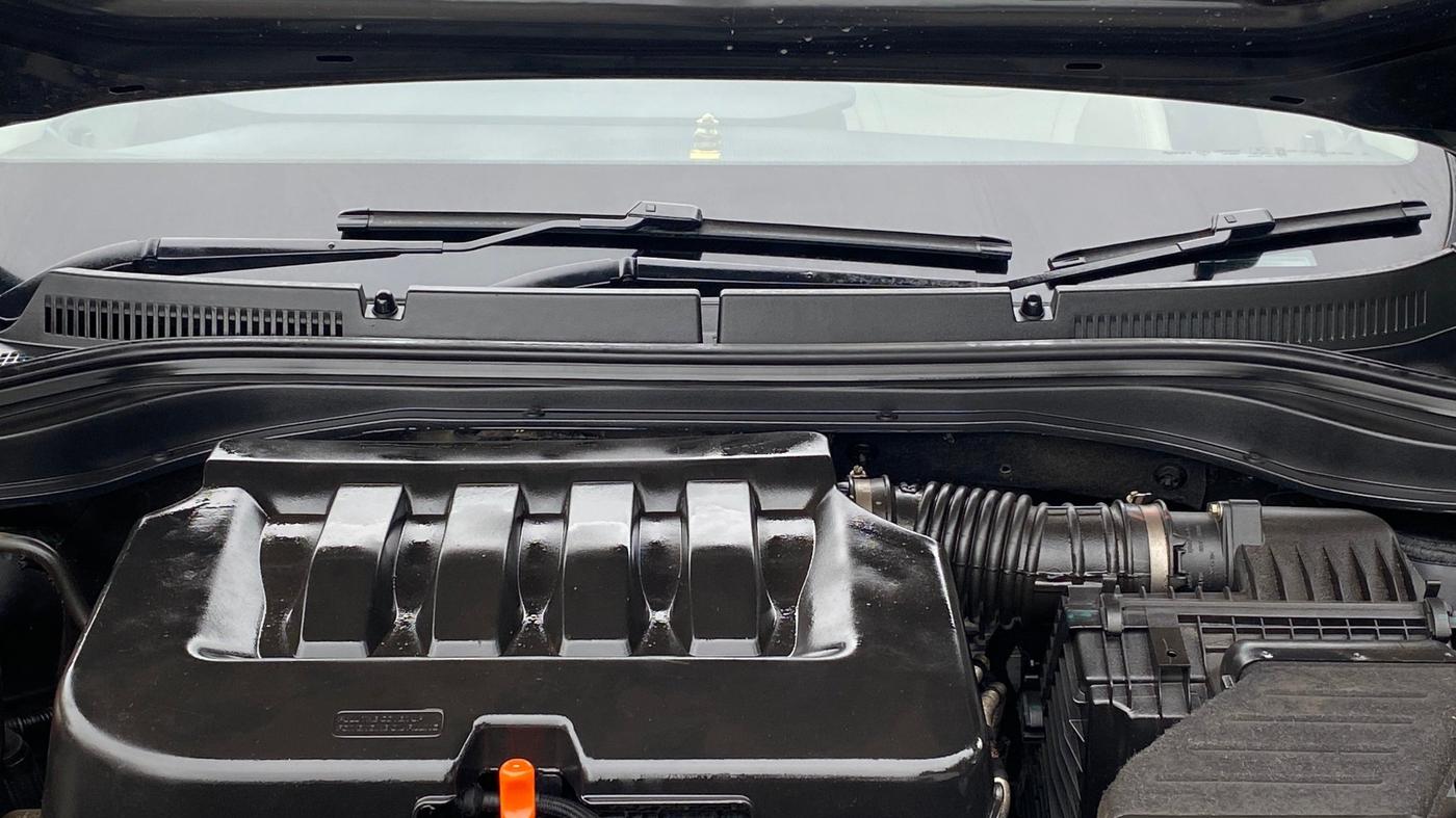 2024 Mahindra XUV700 AX 7 Luxury Pack Petrol AT 6 STR, Petrol, Automatic, 27,909 km, Engine View