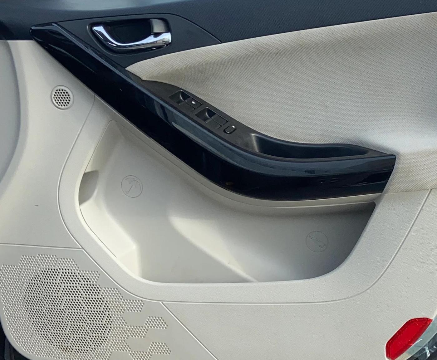 2021 Tata NEXON XZ PLUS PETROL SUNROOF, Petrol, Manual, 54,138 km, Driver Side Door Panels Control