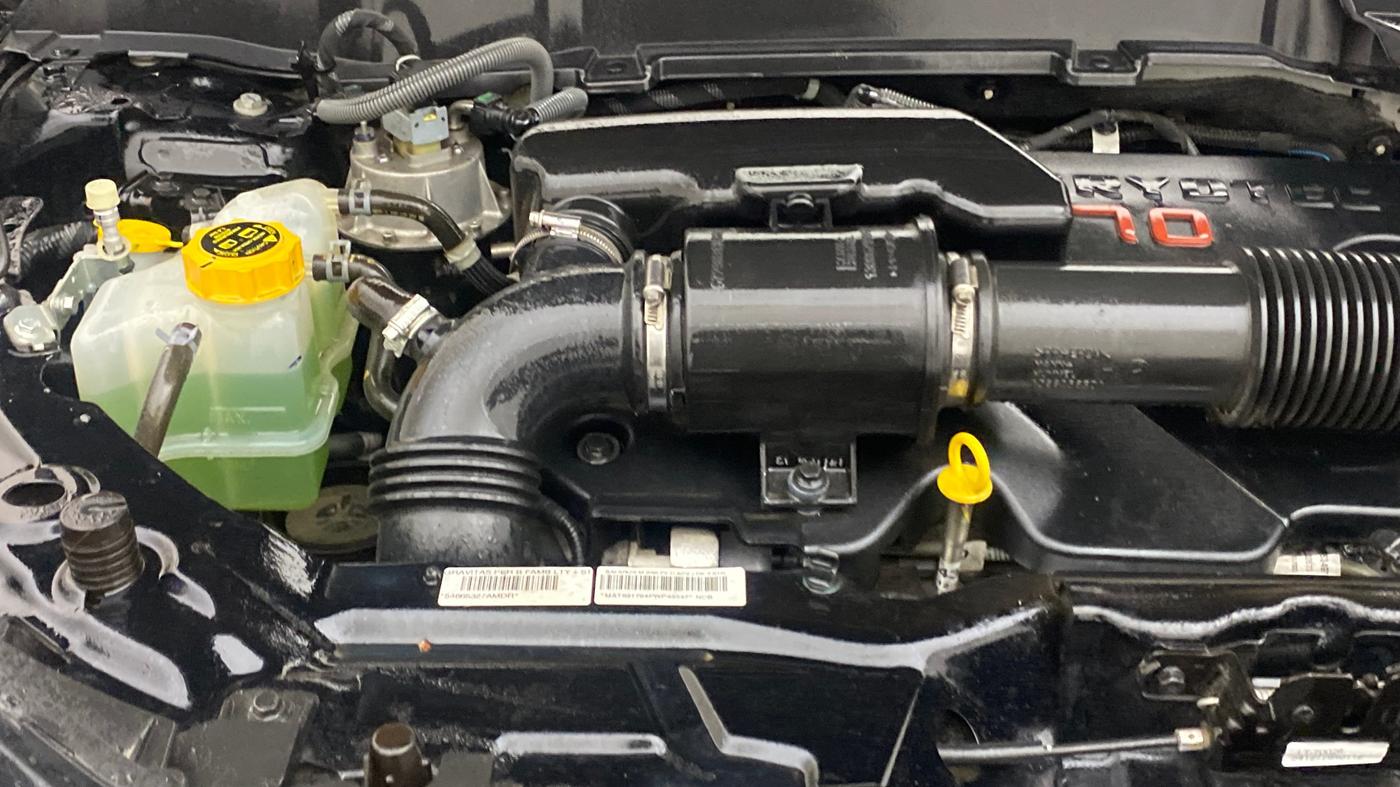 2023 Tata Safari ADVENTURE PLUS DARK EDITION, Diesel, Manual, 17,924 km, Engine View - Right