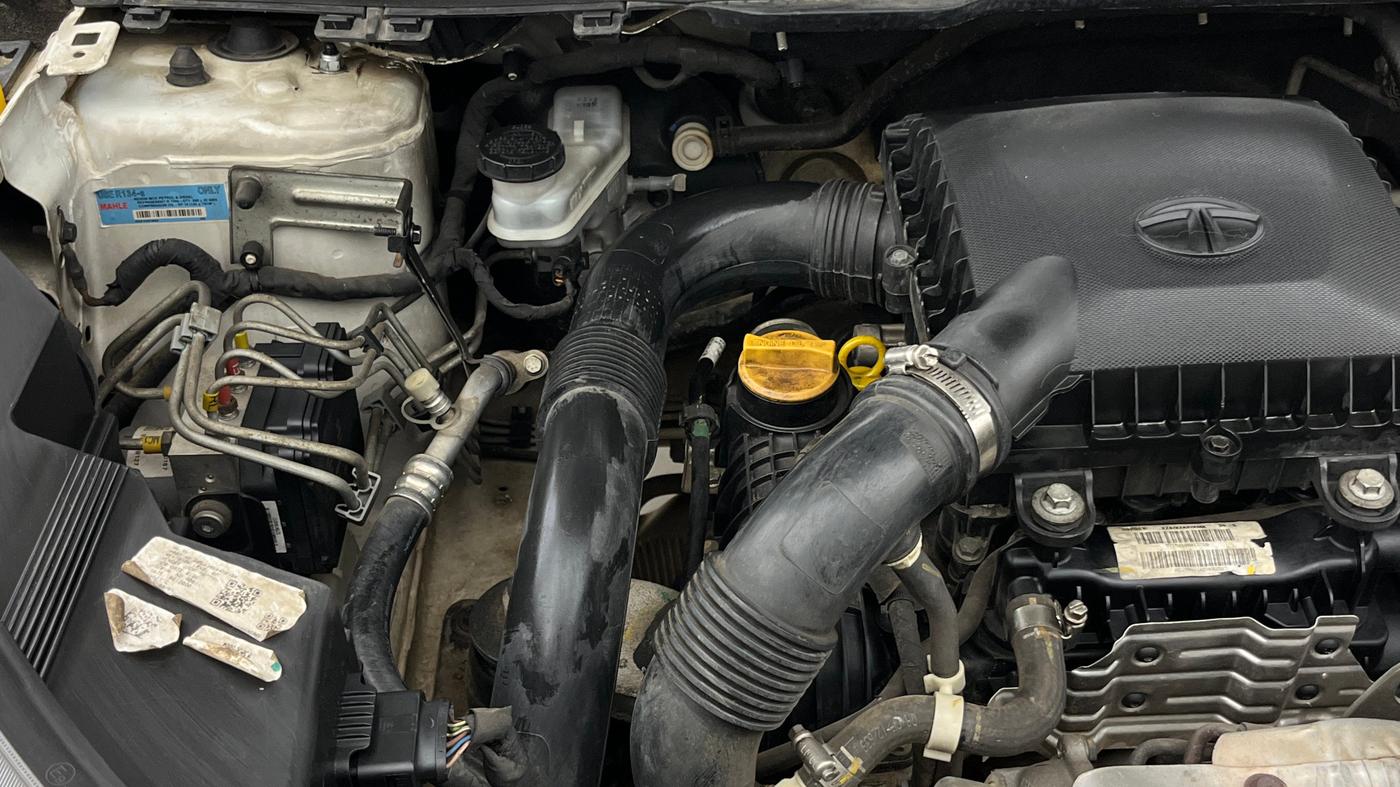 2020 Tata NEXON XZA PLUS PETROL, Petrol, Automatic, 73,067 km, Engine View - Right