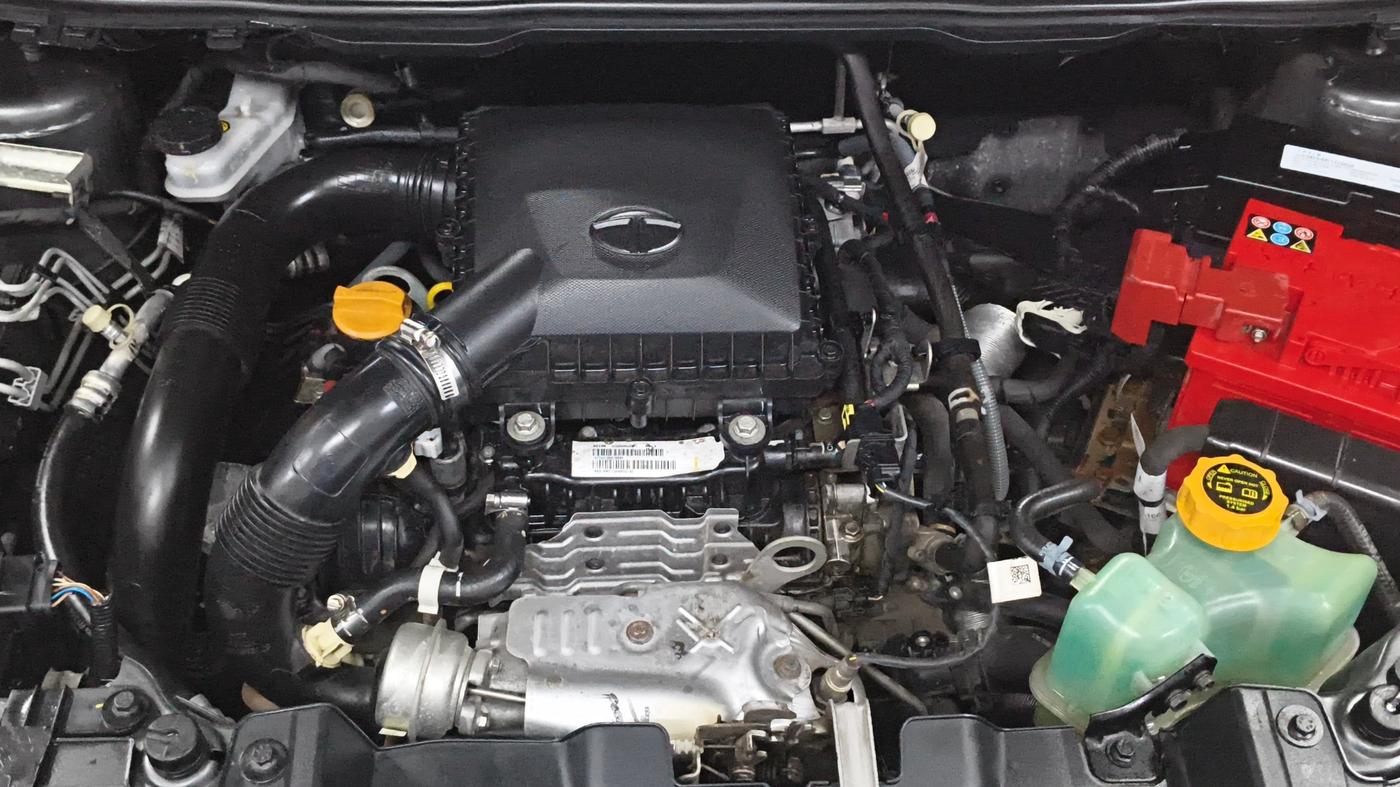 2023 Tata NEXON XM SUNROOF PETROL, Petrol, Manual, 21,988 km, Engine View