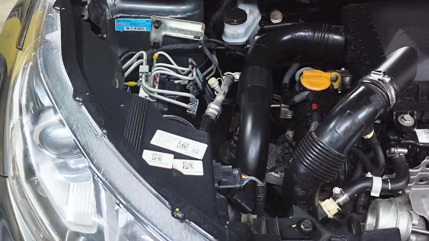 2023 Tata NEXON XM SUNROOF PETROL, Petrol, Manual, 21,988 km, Engine View - Right