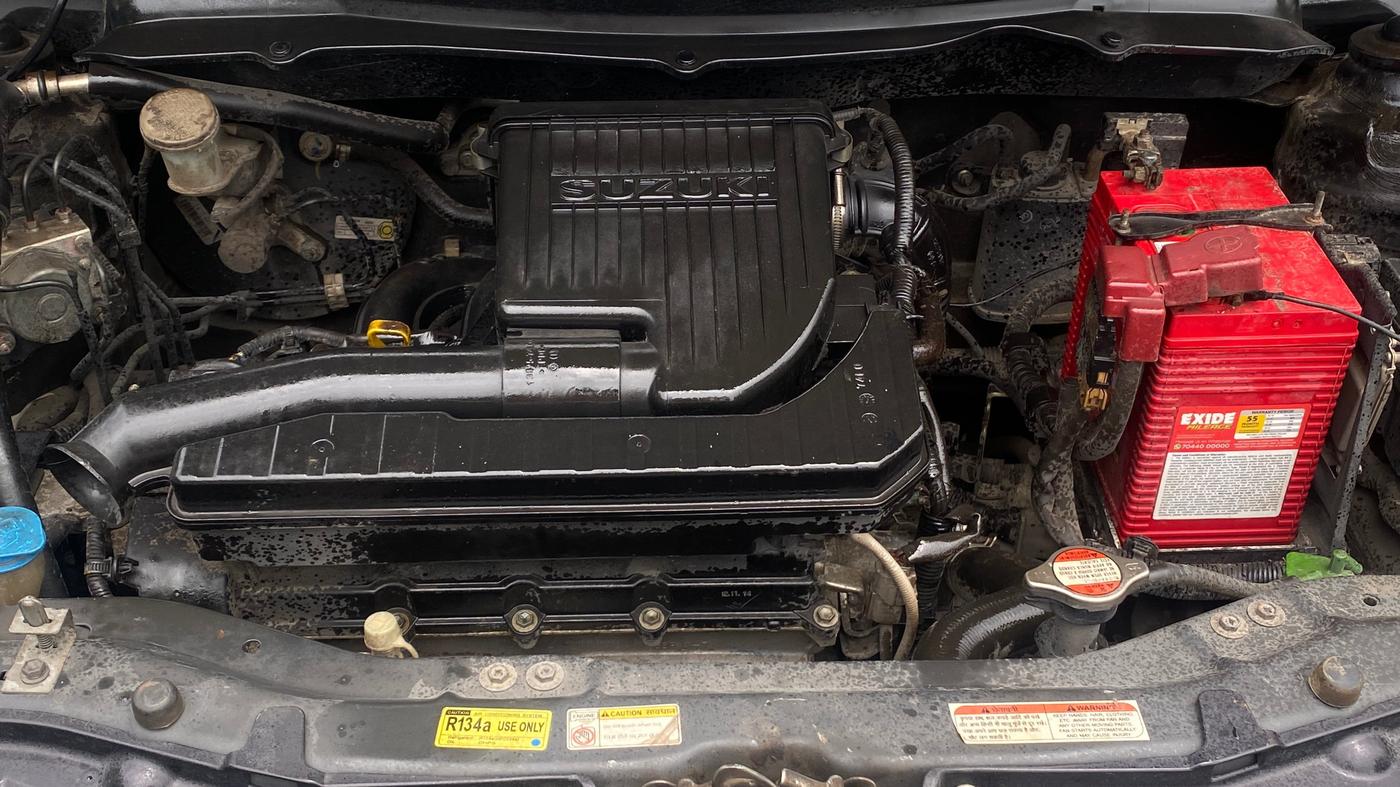 2014 Maruti Swift ZXI, Petrol, Manual, 75,340 km, Engine View