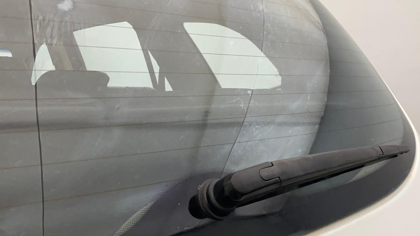 2012 Hyundai Santa Fe 4 WD, Diesel, Manual, 1,49,871 km, Rear Wiper