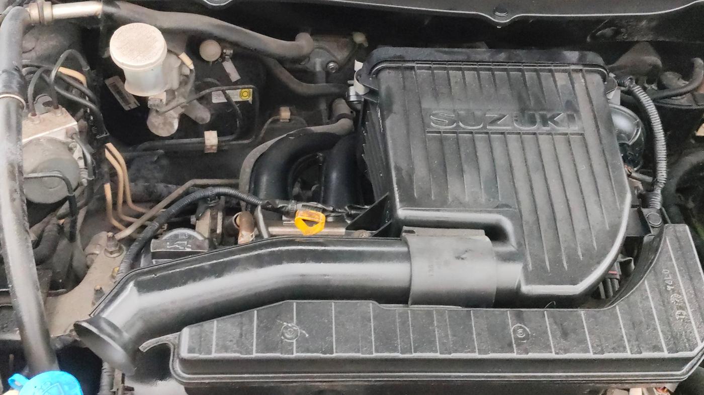 2016 Maruti Swift ZXI, Petrol, Manual, 61,365 km, Engine View - Right