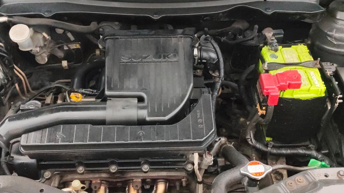 2016 Maruti Swift ZXI, Petrol, Manual, 61,365 km, Engine View