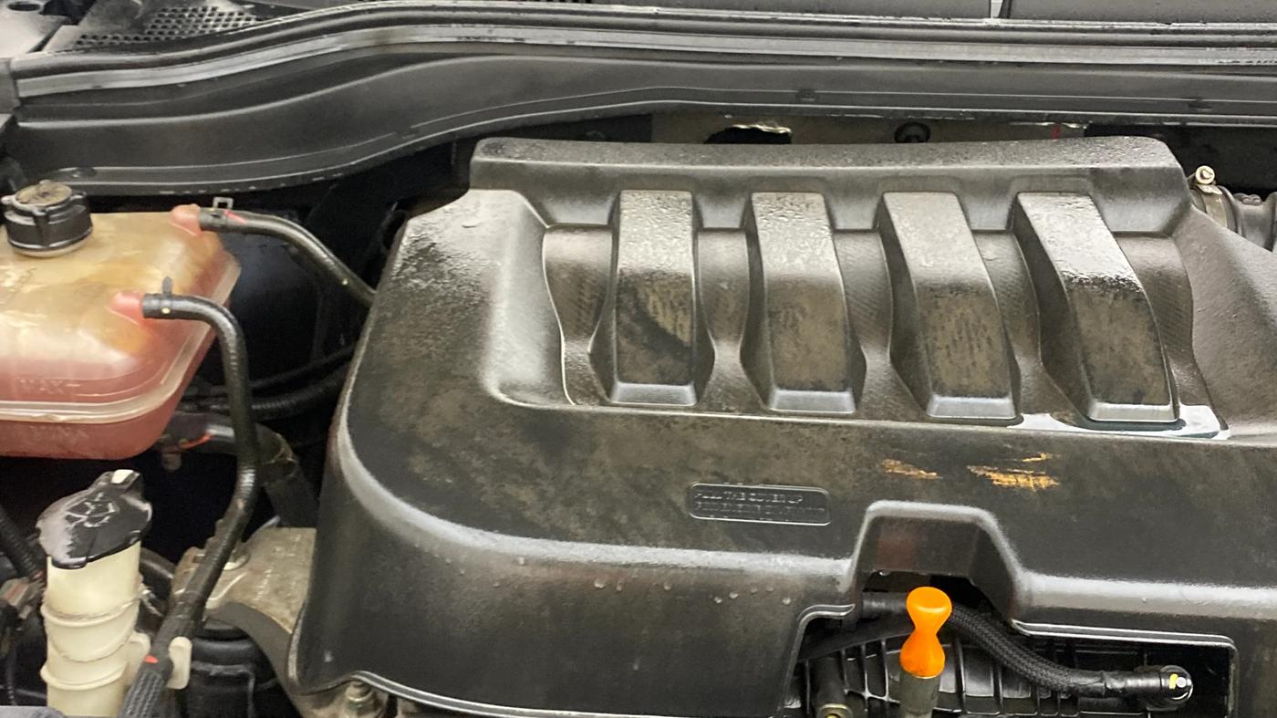 2022 Mahindra XUV700 AX 7 P AT 7 STR, Petrol, Automatic, 62,111 km, Engine View - Right